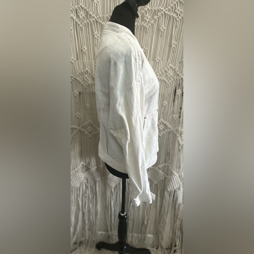 White Cream Distressed Utility Jacket NWOT Boho Casual Free People Size: M - Picture 2 of 8